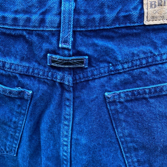 VINTAGE AUTHENTIC BRITTANIA DARK WASH PLEATED HIGH-WAISTED JEANS 25” waist - Picture 7 of 7